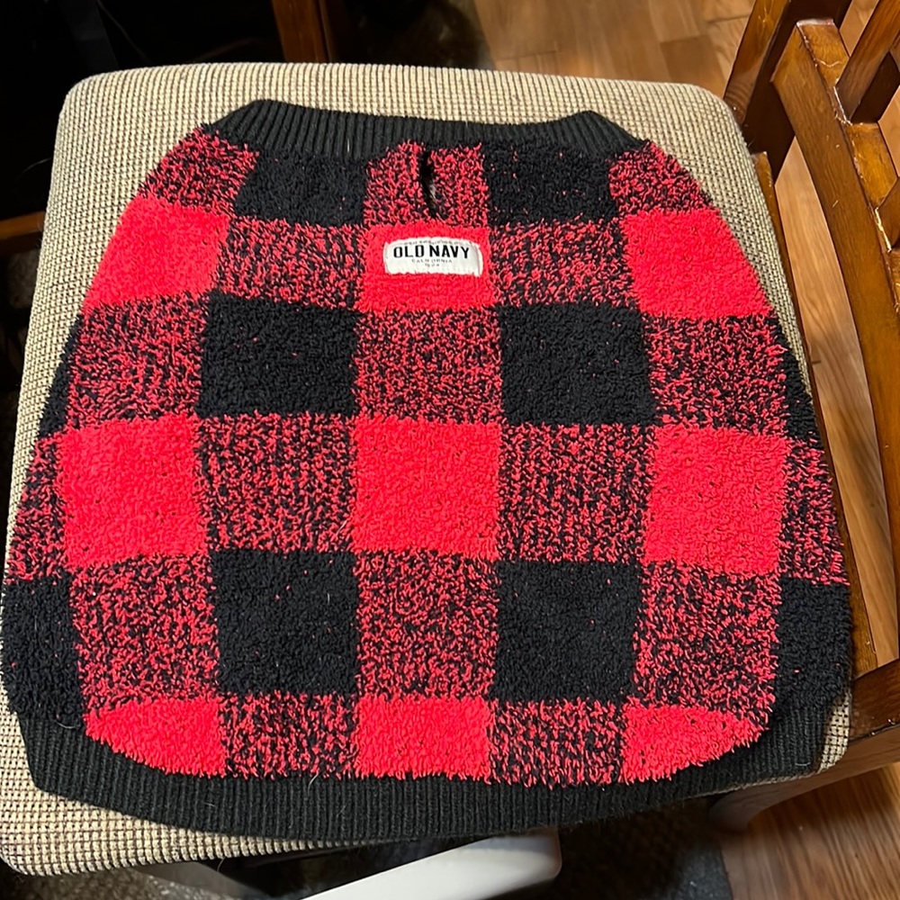 Pet sweater size large